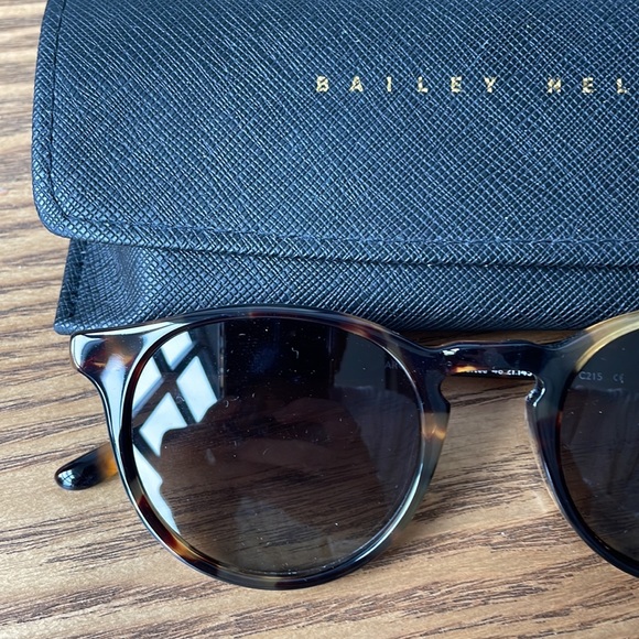 Brand new Bailey Nelson sunglasses - Picture 3 of 5